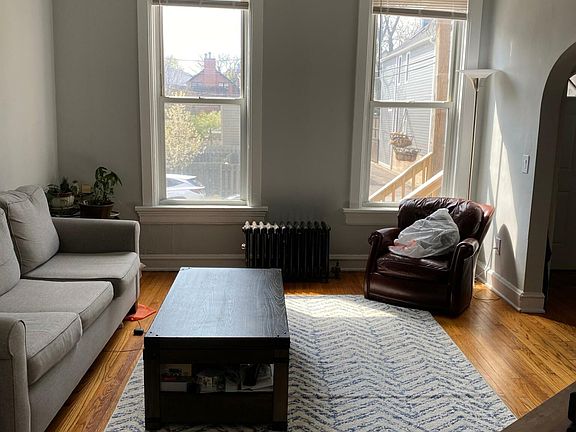 4th image of 3111 N Clifton Ave #V7xfjnzpp
