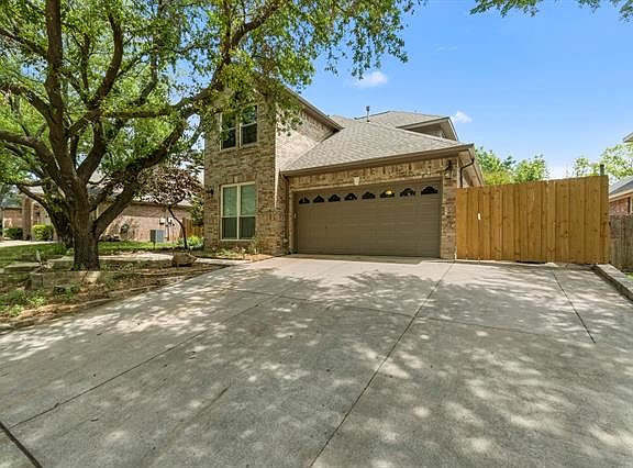 3rd image of 3108 Oak Meadow Dr