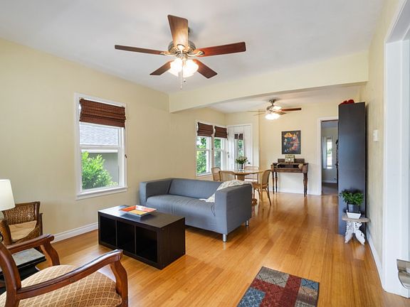 3rd image of 2025 E Sherman St