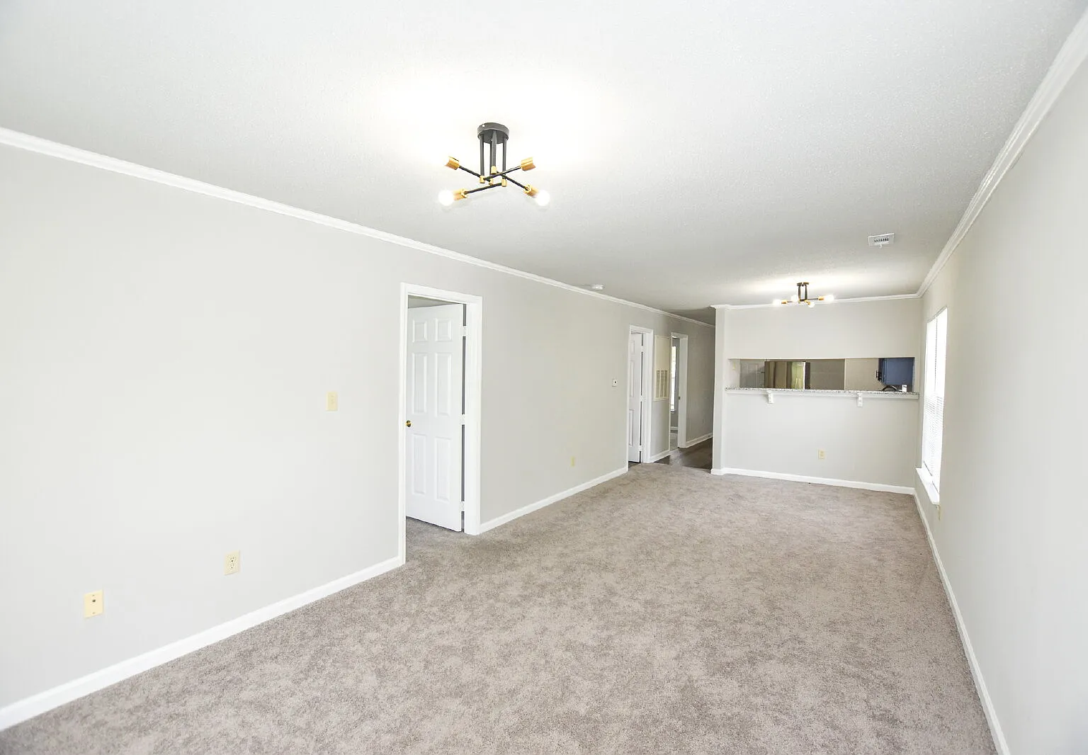 2 bed, 2.0 bath, $1,400 — Photo 3