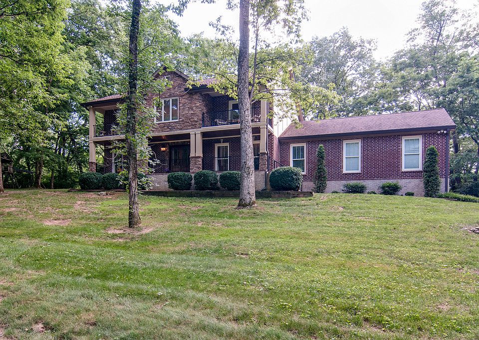 1st image of 893 Lakemont Dr