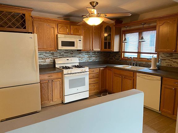 5th image of 191 Stafford Ave Floor 1