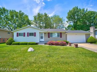 4460 Dixon Dr, Swartz Creek, MI