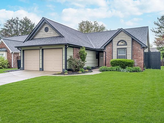 2nd image of 7856 Trotwood Cir