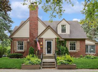 134 Wisner St, Park Ridge, IL 60068