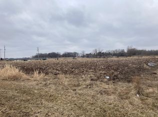 350 E Seven Hills Rd, Port Washington, WI 53074