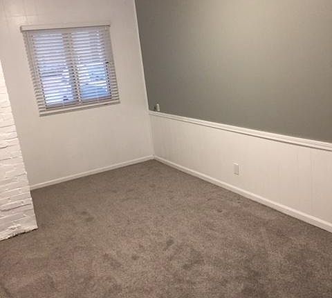 5th image of 5400 W 71st St
