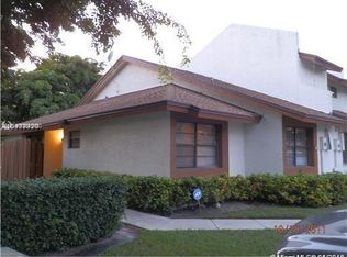 150 SW 97th Ave, Hollywood, FL 33025