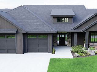 1702 Mayowood Rd SW, Rochester, MN 55902