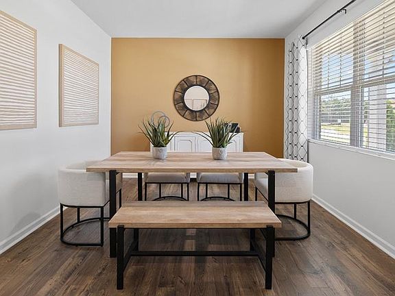 3rd image of 3863 Donetta Dr