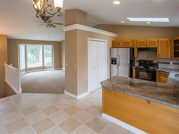 5th image of 5424 S Altamont Ct