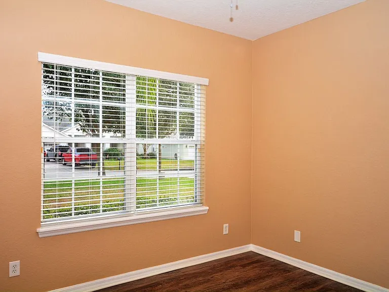 10747 Masters Dr — Photo 19