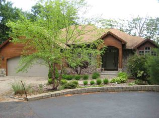 1 Green Harbour Ln, Lake George, NY 12845