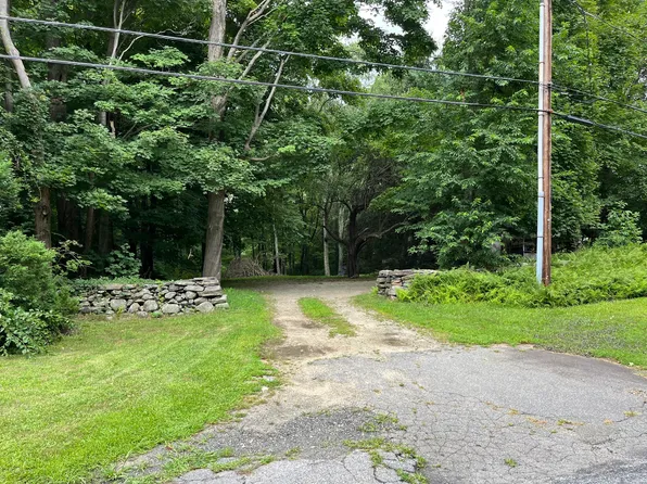 15 Green Hill Road, Bethlehem, CT 06751