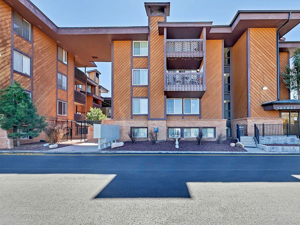 1st image of 935 Saturn Dr #107
