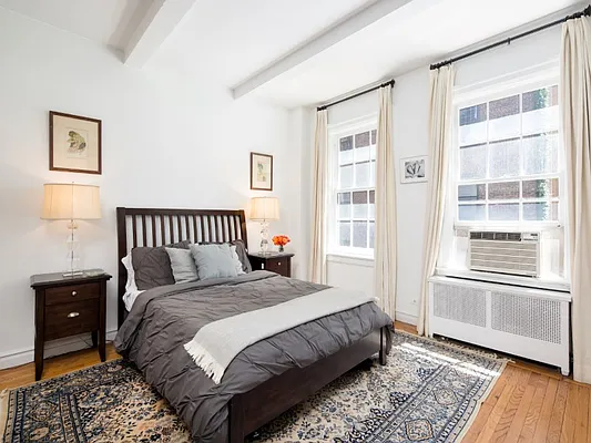 Sold by Sotheby's International Realty | media 18