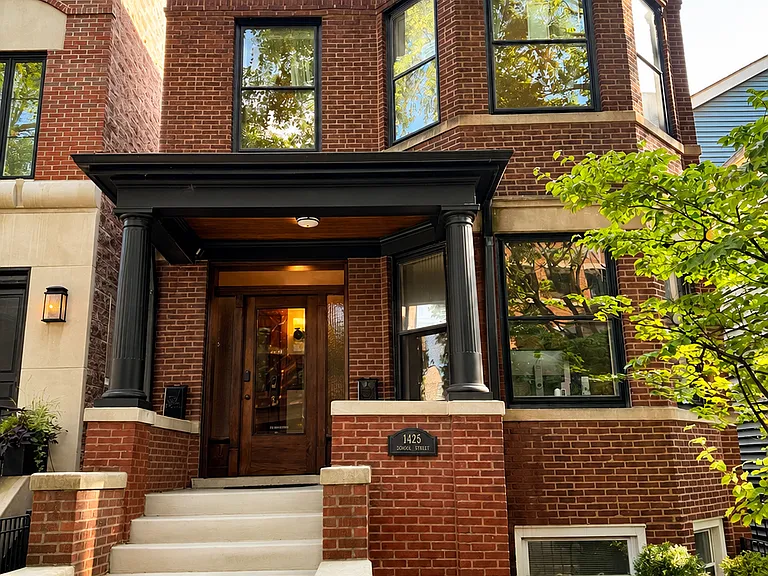 1425 W School St #2 — Photo 1