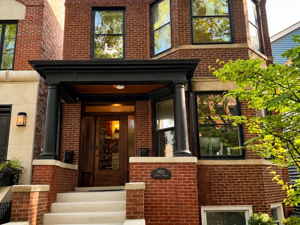 1425 W School St #2, Chicago, IL 60657
