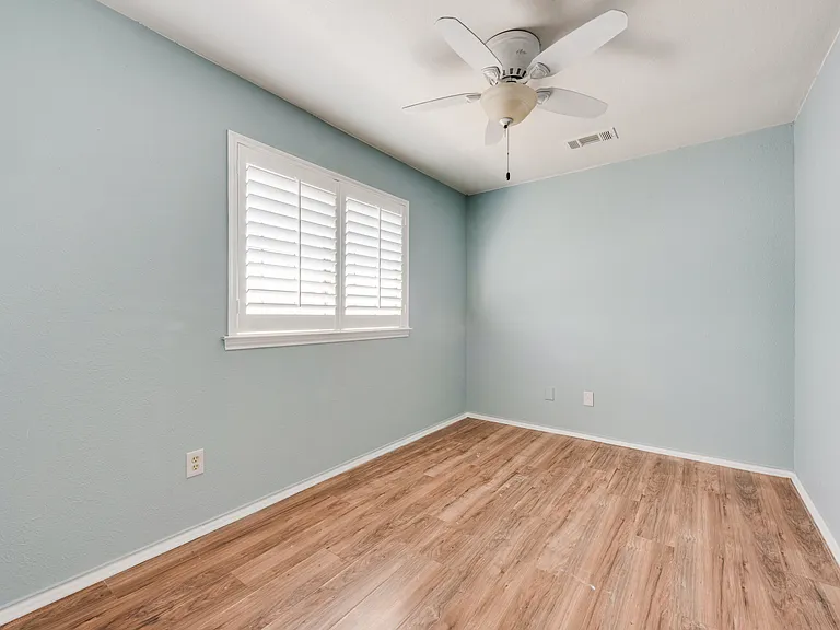 2606 Hickory Bend Dr — Photo 12