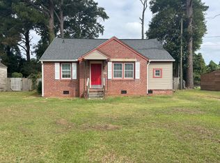 19 Glendale Rd, Jacksonville, NC 28540