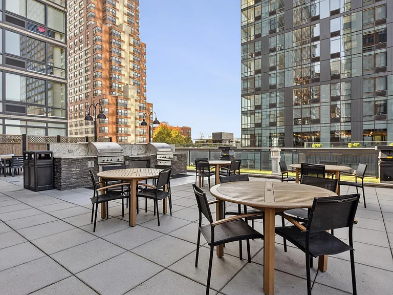The Morgan Provost Square — Photo 41