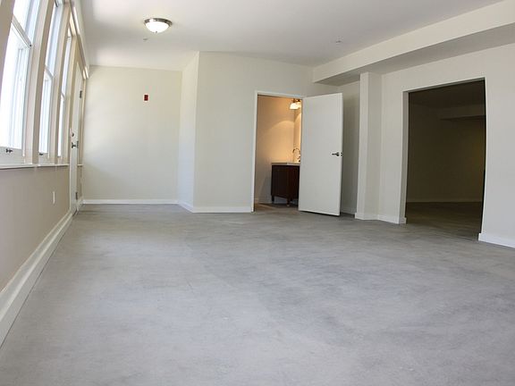 5th image of 1255 26th St Suite 106