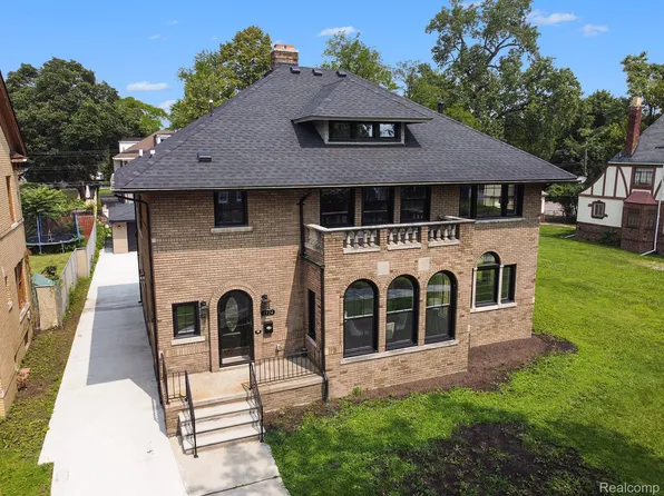 1924 Longfellow St, Detroit, MI 48206