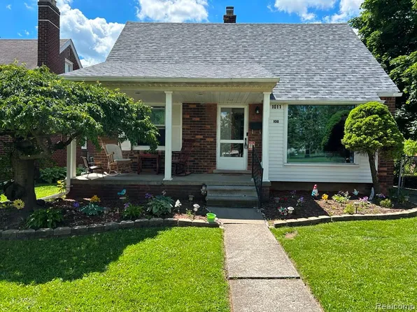 1011 Harrison Blvd, Lincoln Park, MI 48146