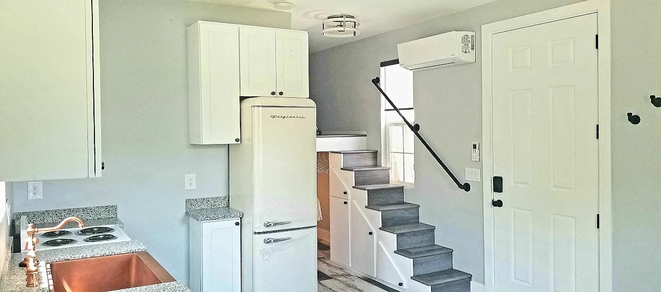 1 bed, 365 sqft, $1,800 — Photo 1