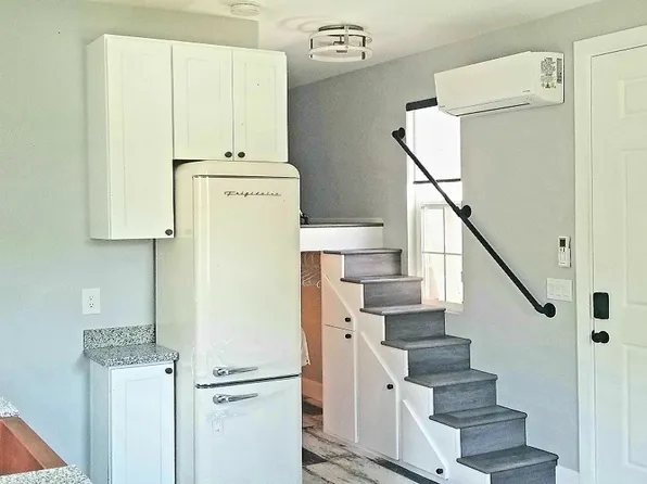 777 Samantha St #1A, Tracy, CA 95391