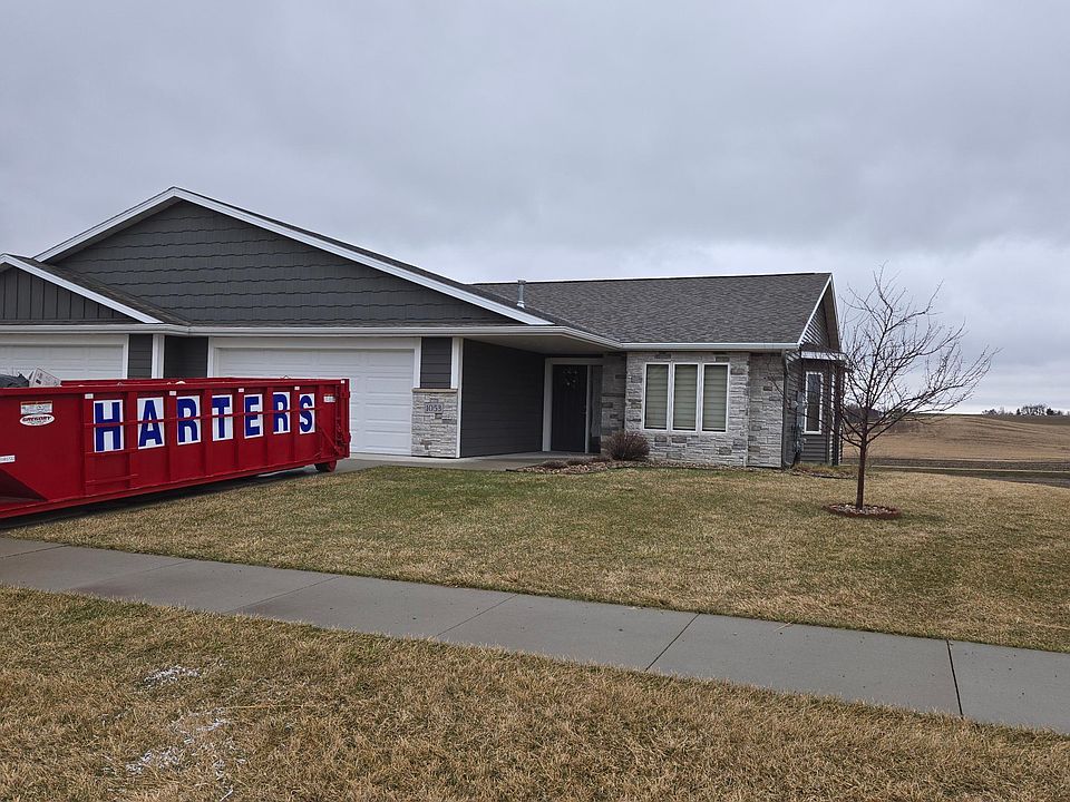 1st image of 1053 Golf Vista Dr NE
