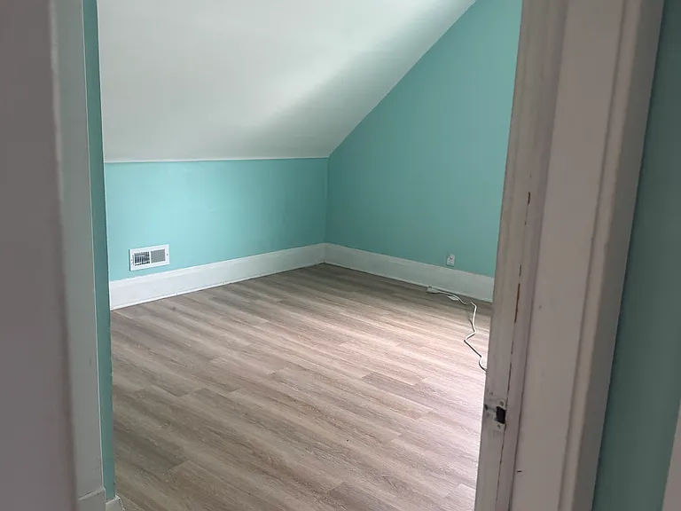 473 Olympic Ave #2 — Photo 6