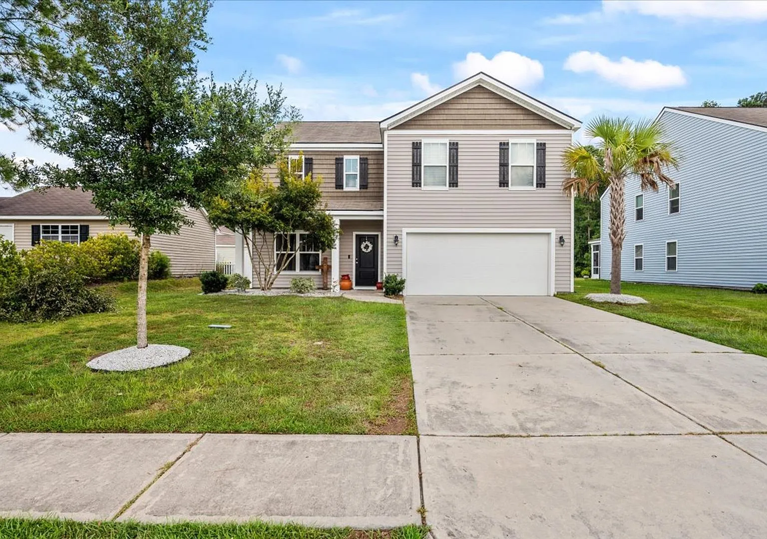 Home for Rent in Godley Park! — Photo 1