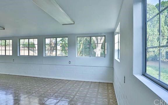 3rd image of 728 Lyford Dr