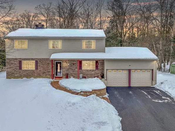 12 Nob Hill Road, Poughkeepsie, NY 12603