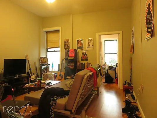 Rented by Rennit Inc. | media 27