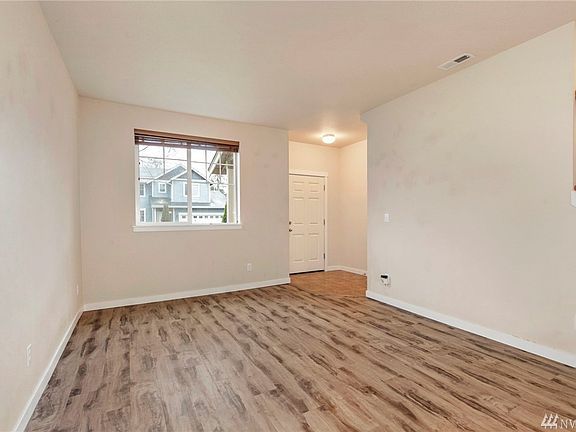 4th image of 3207 NE Louann Ct