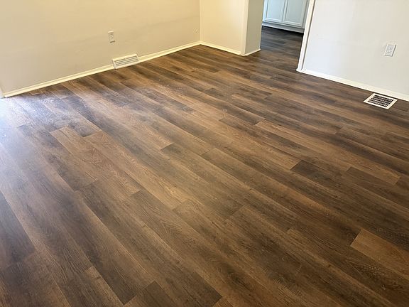 4th image of 147 Locust St #1