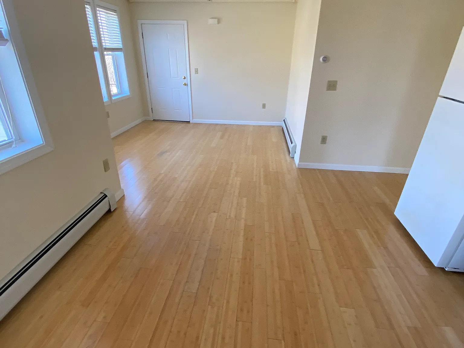 2 bed, $2,050 — Photo 2
