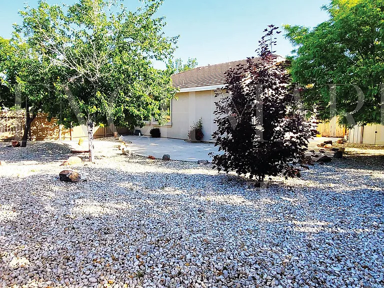 2210 Evergreen Park Dr — Photo 9