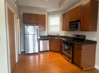 2407 N Clybourn Ave APT 4F, Chicago, IL 60614
