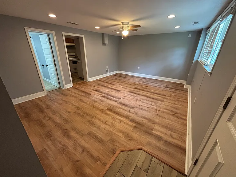 13710 Botts Ave #BASEMENT — Photo 12