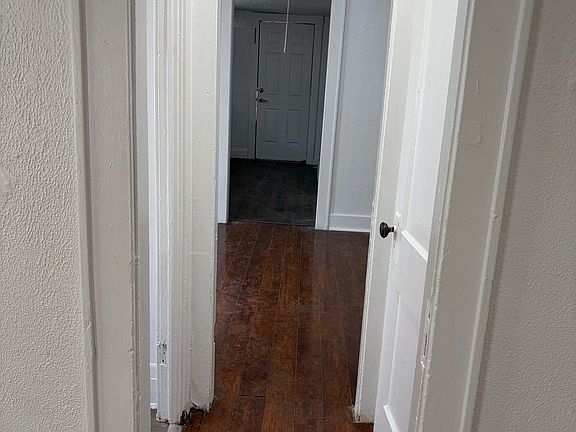 5th image of 1306 S Moffet Ave #B