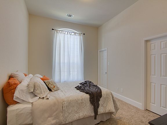 3rd image of 10715 Girvan Ln