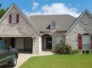 10201 E 116th Pl S, Bixby, OK 74008