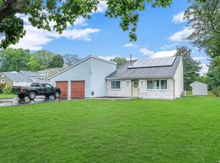 24 Meadow Ave, Medford, NY 11763