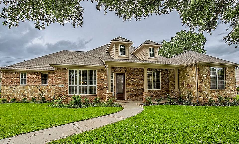 1st image of 4623 Lake Village Dr