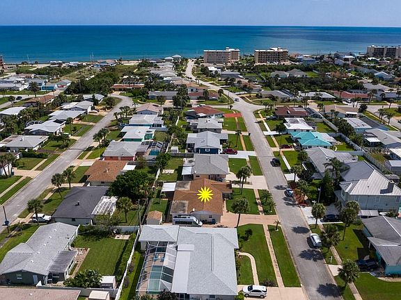 3rd image of 27 Sunrise Ave