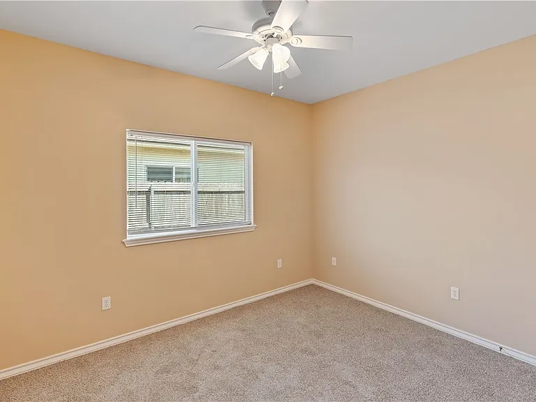 6518 Purplewing Dr — Photo 13