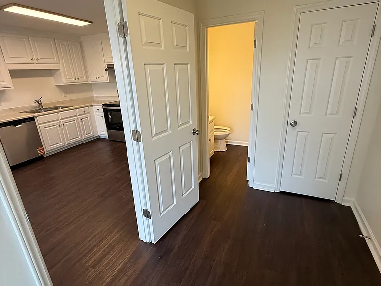 103 Wimbledon Ct — Photo 29